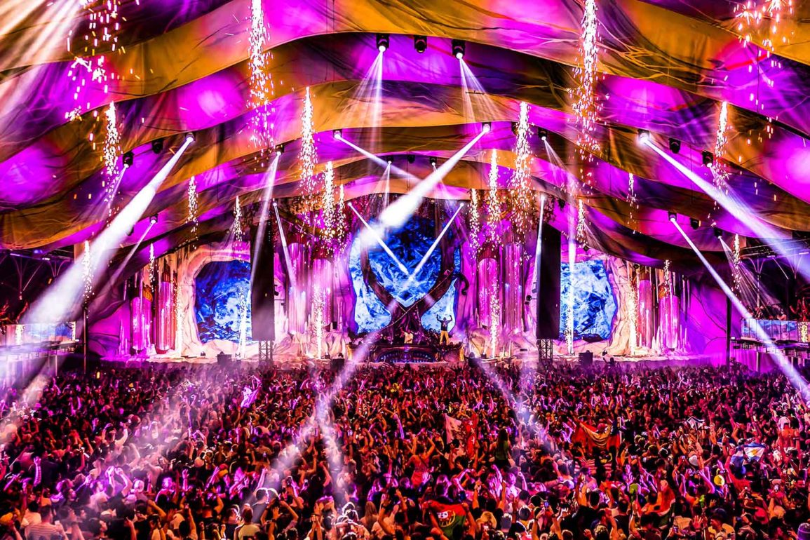 Tomorrowland-Winter-2024--10-atividades-imperdíveis-em-Alpe-d’Huez