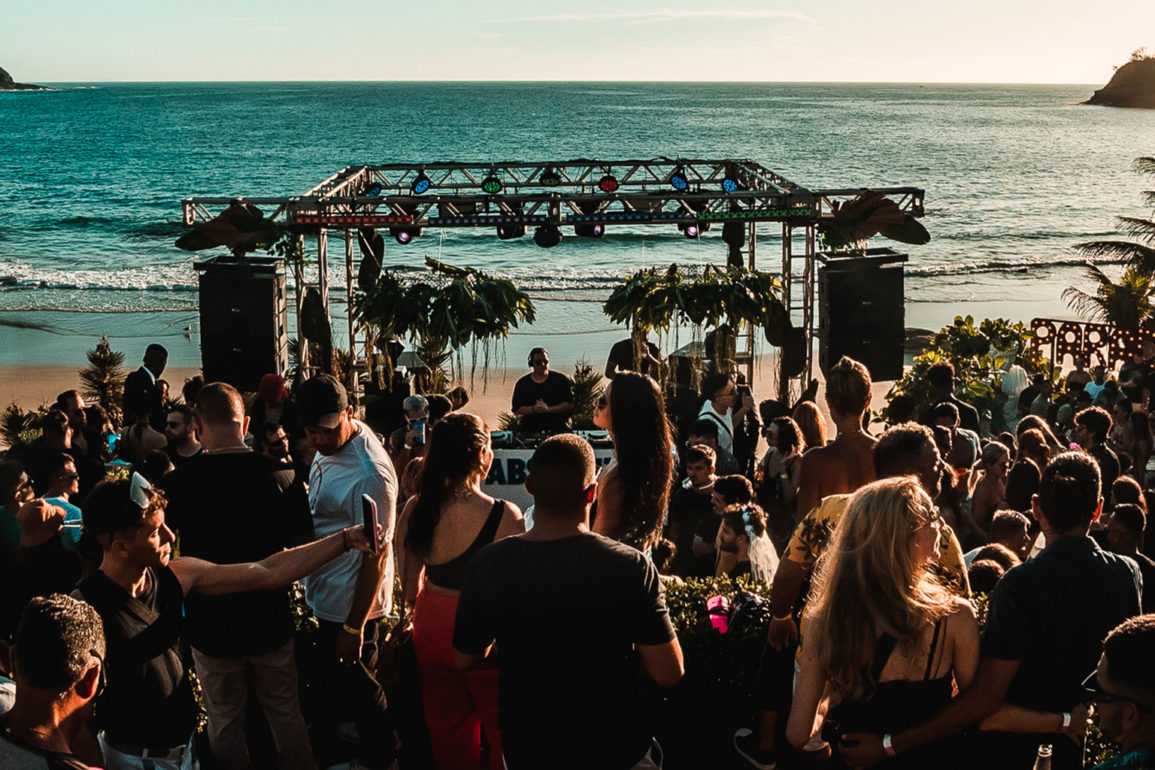 Festa-de-encerramento-do-verão-Silk-Paradise-Búzios-terá-Jessica-Brankka-e-o-colombiano-Harvy-Valencia-como-atrações Festa-de-encerramento-do-verão-Silk-Paradise-Búzios-terá-Jessica-Brankka-e-o-colombiano-Harvy-Valencia-como-atrações