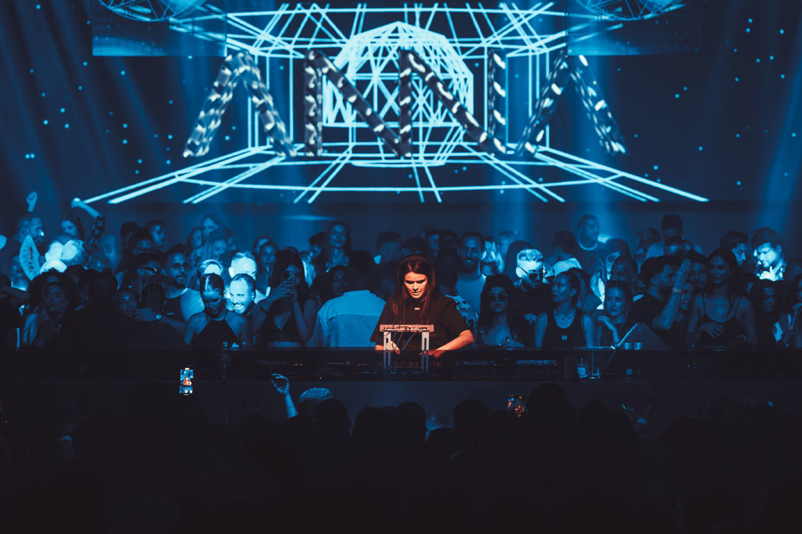 Do-interior-de-Sao-Paulo-para-o-mundo-como-ANNA-se-tornou-um-dos-maiores-nomes-do-Techno-Mundial Do-interior-de-Sao-Paulo-para-o-mundo-como-ANNA-se-tornou-um-dos-maiores-nomes-do-Techno-Mundial