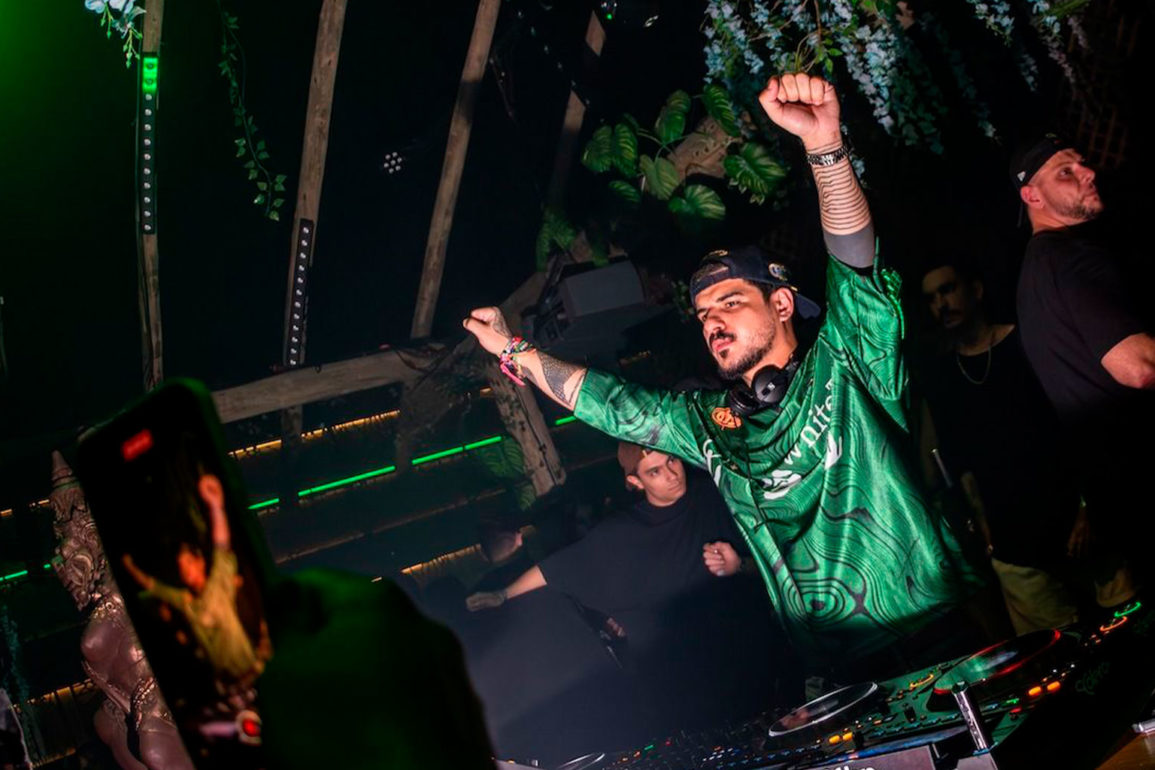 Reopening-do-pistao-do-Warung-Beach-Club-sera-nesta-proxima-sexta-feira Reopening-do-pistao-do-Warung-Beach-Club-sera-nesta-proxima-sexta-feira