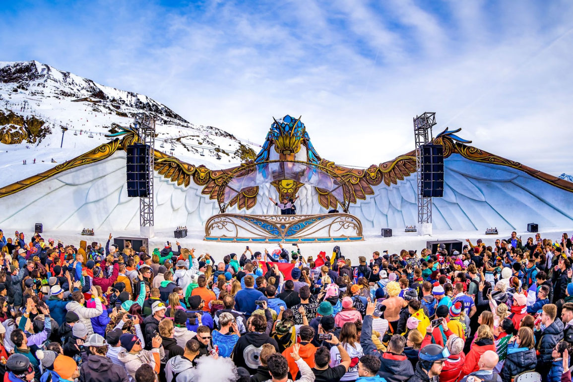Boletim-VibezNews-001--Swedish-House-Mafia-se-desculpa-por-musica-nao-lancada-Tomorrowland-Winter-anuncia-datas-para-2025-festival-proibe-uso-de-leque-