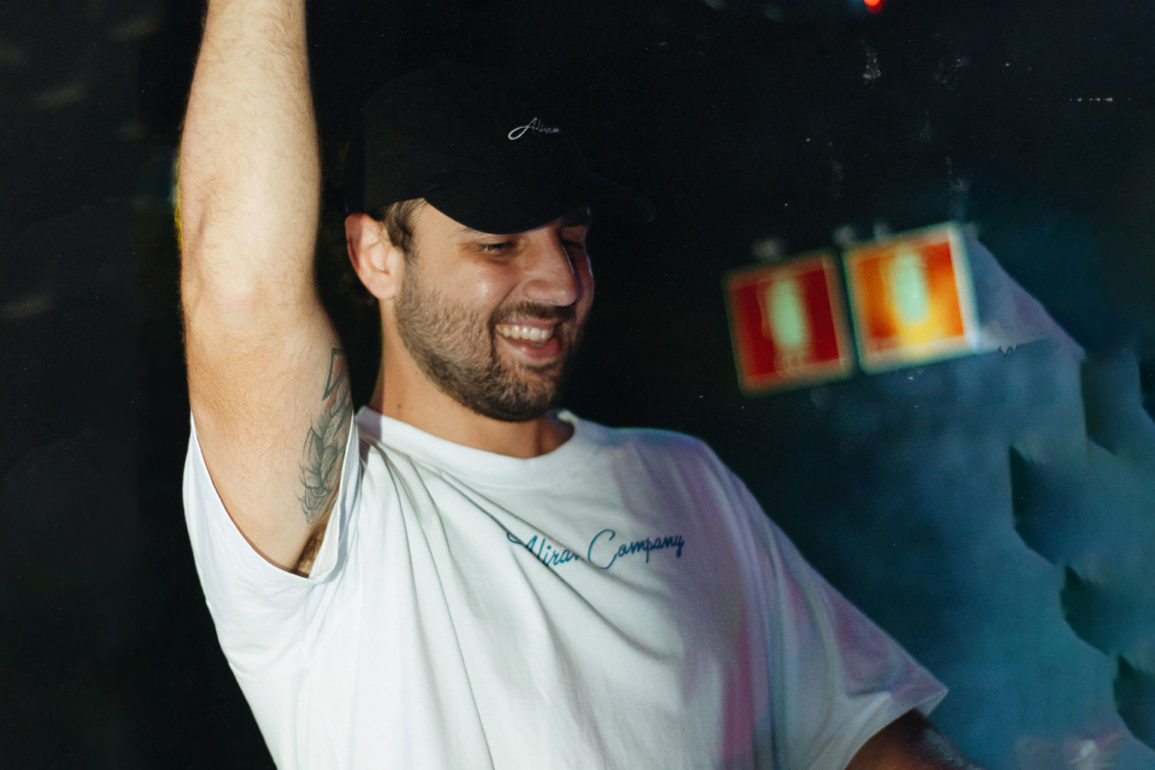 VibezIndica-Maut-criatividade-vibrante-irradiando-alegria-e-euforia-atraves-da-house-music VibezIndica-Maut-criatividade-vibrante-irradiando-alegria-e-euforia-atraves-da-house-music