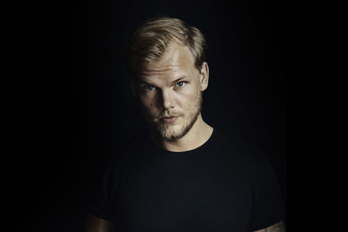 Boletim-VibezNews-005-Afterlife-no-Mexico-Hey-Brother-alcanca-1-bilhao-de-streams-Novo-show-de-Richie-Hawtin-Festivais-cancelados-na-Inglaterra-