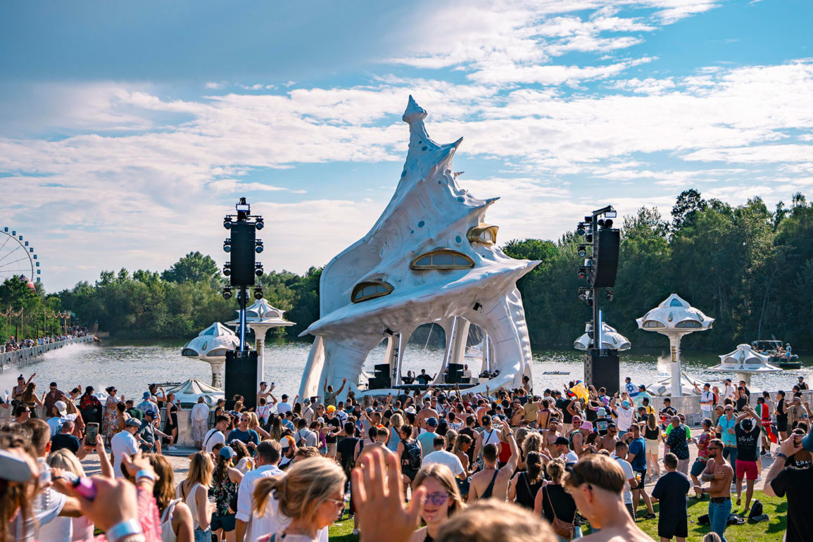 Tomorrowland-Nem-tudo-as-cameras-podem-te-mostrar