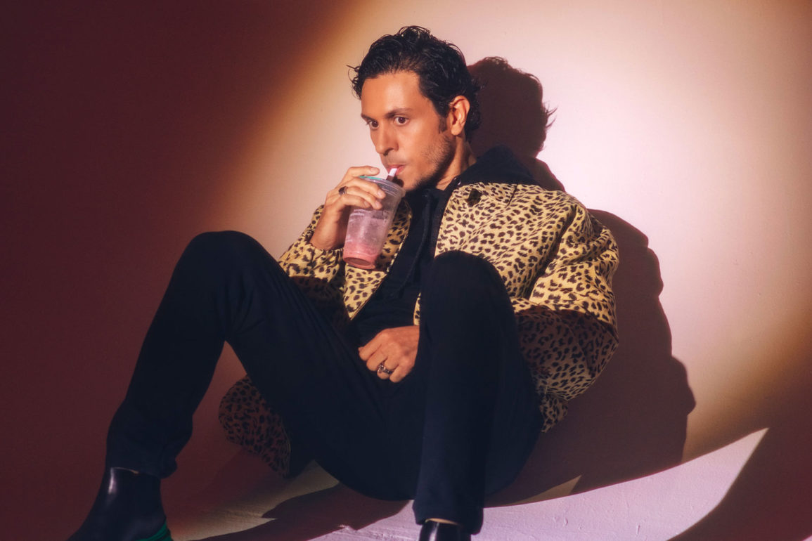 ATKO-estreia-com-Clareou-track-que-promete-emocionar-e-marcar-nova-fase-na-carreira-de-Thiago-Mansur ATKO-estreia-com-Clareou-track-que-promete-emocionar-e-marcar-nova-fase-na-carreira-de-Thiago-Mansur