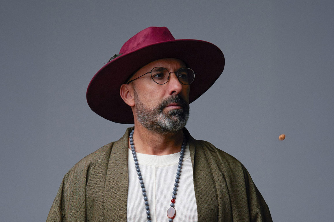 De-Madrid-para-o-mundo--DJ-Chus-e-sua-contribuição-à-cena-eletrônica-global De-Madrid-para-o-mundo--DJ-Chus-e-sua-contribuição-à-cena-eletrônica-global