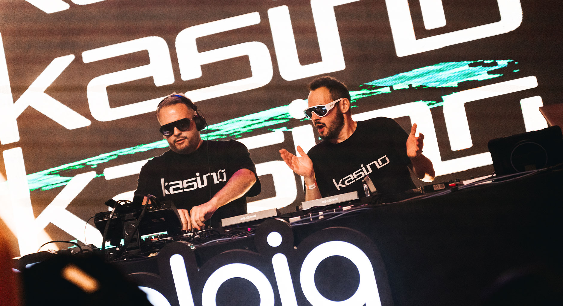 Dubdogz-convida-KASINO-a-reviver-classicos-e-conectar-passado-e-futuro-na-festa-Nostalgia Dubdogz-convida-KASINO-a-reviver-classicos-e-conectar-passado-e-futuro-na-festa-Nostalgia