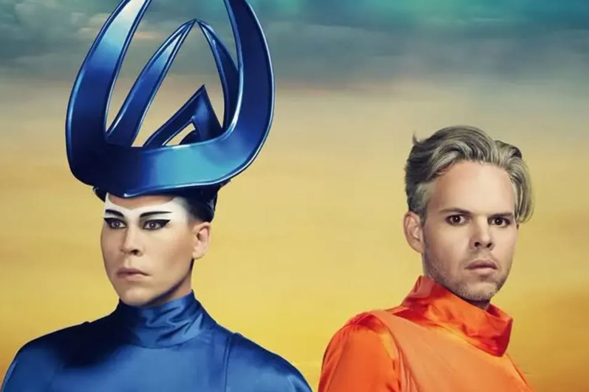 Empire-Of-The-Sun---conheca-mais-sobre-a-dupla-australiana-que-e-uma-das-atracoes-do-Lollapalooza-2025 Empire-Of-The-Sun---conheca-mais-sobre-a-dupla-australiana-que-e-uma-das-atracoes-do-Lollapalooza-2025