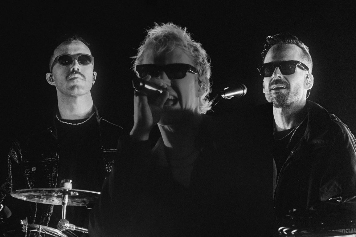 Lollapalooza-Dia-1--RUFUS-DU-SOL-espanta-a-chuva-e-faz-lindo-show-no-festival