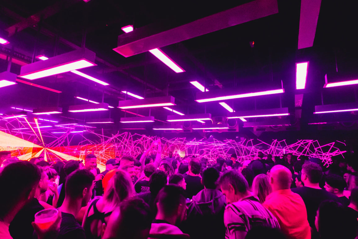 D-EDGE-e-sua-história--25-anos-do-club-que-mais-abriu-suas-portas-nas-Américas