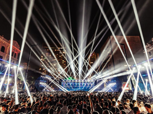 Time-Warp-Brasil-2025-confira-todas-as-informacoes-sobre-o-festival-que-acontece-no-Vale-do-Anhangabau-nos-dias-2-e-3-de-maio