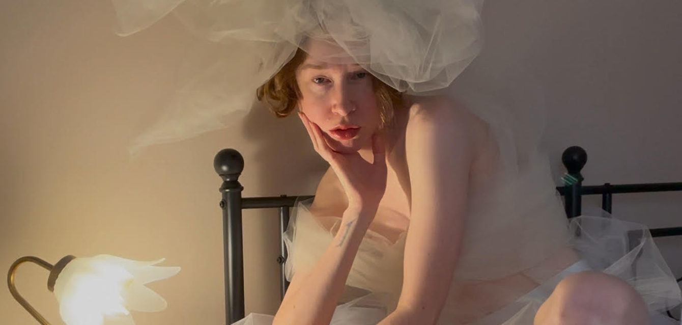 VŌX-lança-álbum-de-estreia-que-aborda-temas-como-neurodivergência-e-resiliência VŌX-lança-álbum-de-estreia-que-aborda-temas-como-neurodivergência-e-resiliência