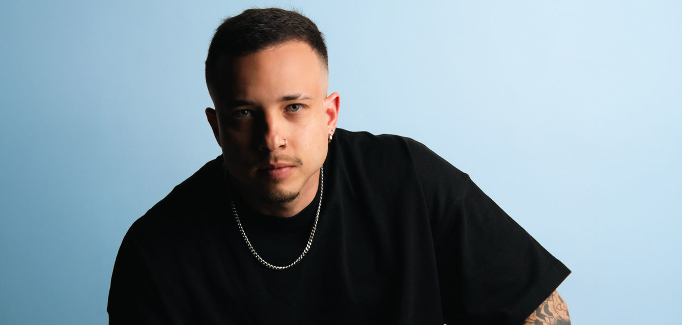 Dellucht,-DJ-brasileiro-consolidado-na-Europa,-retorna-ao-Brasil-para-turnê-com-sets-imersivos-e-lançamentos-exclusivos- Dellucht,-DJ-brasileiro-consolidado-na-Europa,-retorna-ao-Brasil-para-turnê-com-sets-imersivos-e-lançamentos-exclusivos-