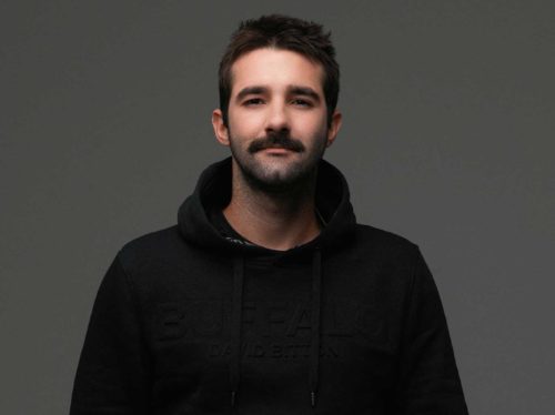 Quando-música-e-propósito-se-tornam-um-só--conheça-Lucca-Thompson,-DJ-e-produtor-por-trás-do-hit-“Sun-Goes-Down”