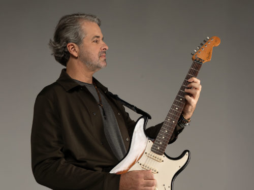 Explorando-o-Downtempo-e-seu-lado-musical-mais-introspectivo,-BRVNOV-apresenta-“Cinematic”-pela-Tune-City