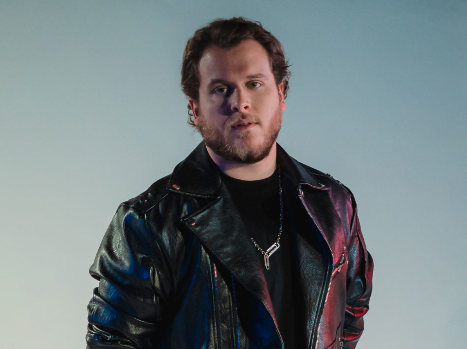 Bruno-Martini-e-Angel-Lopez-renomado-produtor-vencedor-do-Grammy-se-unem-novamente-na-faixa-No-Secrets