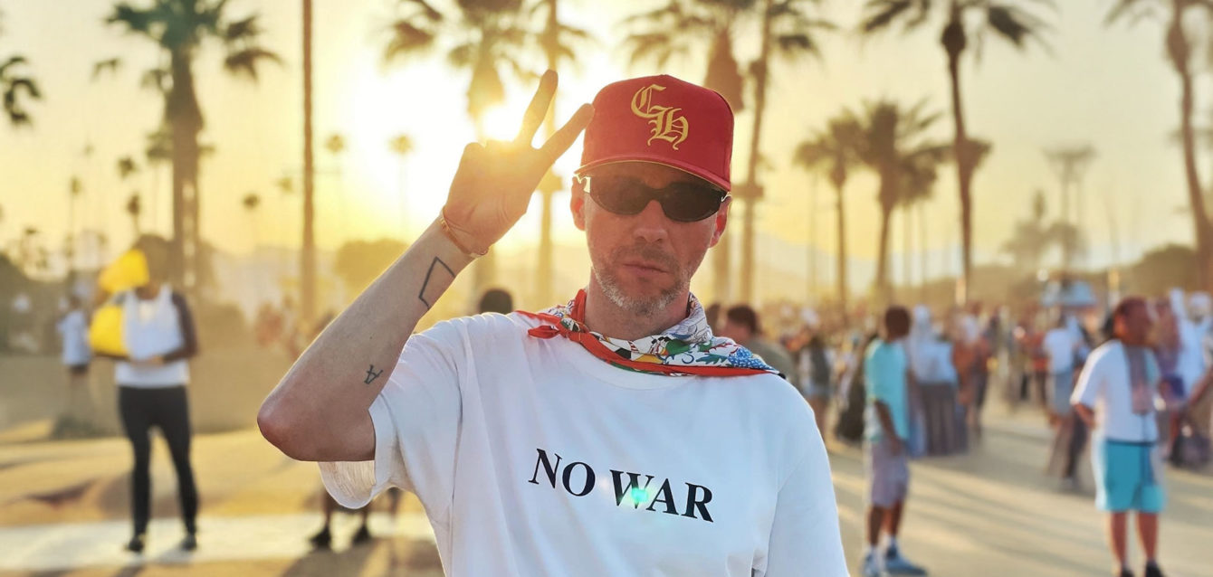 Adam-Port-estreia-no-Sundance-em-Arraial-d’Ajuda