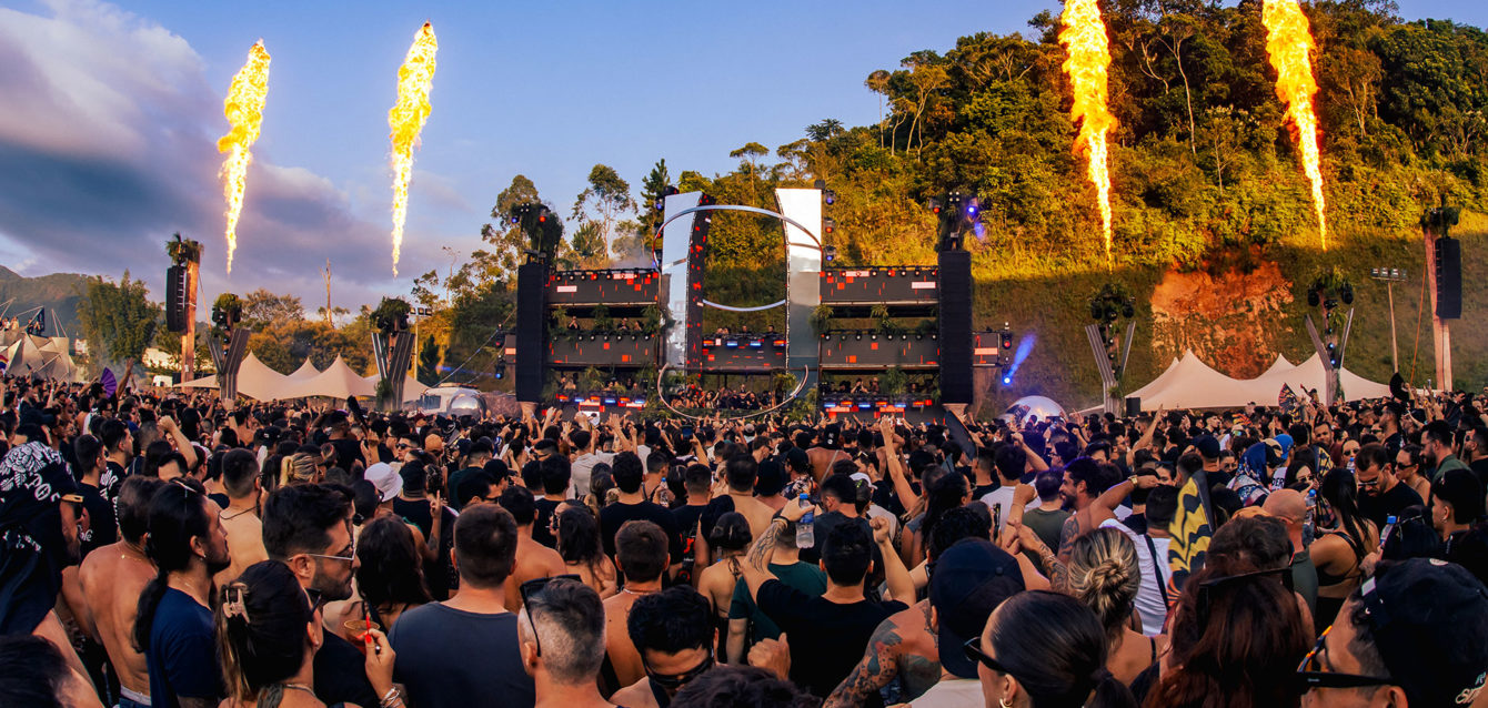 DNA-Art-Car--a-revolução-sobre-rodas-de-Vintage-Culture-que-ressignifica-a-música-eletrônica-no-Brasil DNA-Art-Car--a-revolução-sobre-rodas-de-Vintage-Culture-que-ressignifica-a-música-eletrônica-no-Brasil