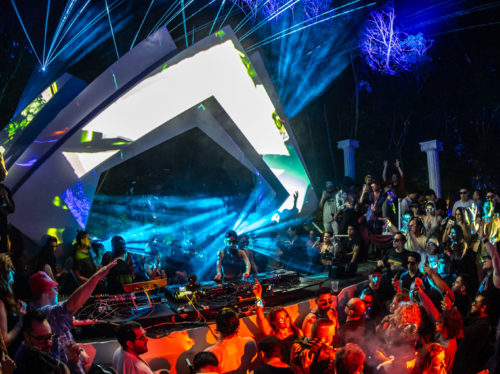 Damian-Lazarus-recebe-Mau-P,-Vintage-Culture,-Seth-Troxler-e-mais-no-line-up-do-Day-Zero-Tulum-2026-vibez Damian-Lazarus-recebe-Mau-P,-Vintage-Culture,-Seth-Troxler-e-mais-no-line-up-do-Day-Zero-Tulum-2026-vibez