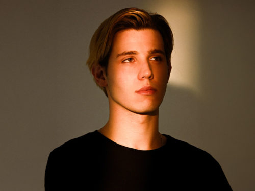 JP-Castro--da-inspiração-no-piano-ao-top-5-do-Beatport-com-“Through-My-Mind” JP-Castro--da-inspiração-no-piano-ao-top-5-do-Beatport-com-“Through-My-Mind”