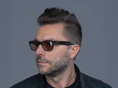 Elekfantz-lança-“Hot-To-Touch”,-novo-álbum-que-celebra-carreira-solo-e-marca-um-ciclo-mais-maduro-do-artista Elekfantz-lança-“Hot-To-Touch”,-novo-álbum-que-celebra-carreira-solo-e-marca-um-ciclo-mais-maduro-do-artista