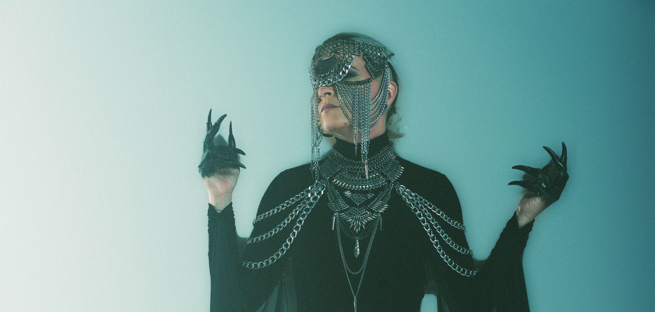 Imprimindo-conceito-e-potência-artística,-Harpia-estreia-seu-primeiro-single-acompanhado-de-videoclipe-oficial