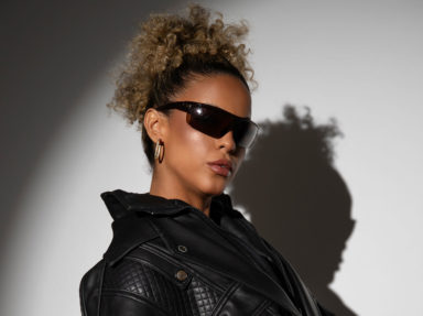 “Can’t-Get-You-Out-Of-My-Head”,-de-Kylie-Minogue,-ganha-nova-versão-pelas-mãos-de-Bruna-Strait