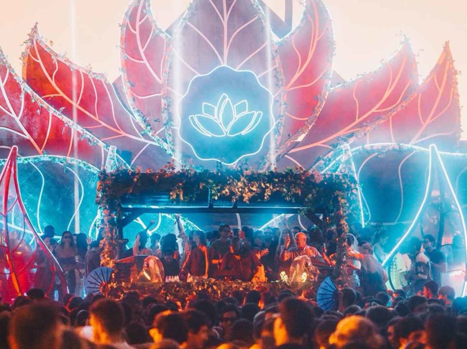 Guia-das-Vibez--Réveillon-2026-com-música-eletrônica-no-Brasil Guia-das-Vibez--Réveillon-2026-com-música-eletrônica-no-Brasil