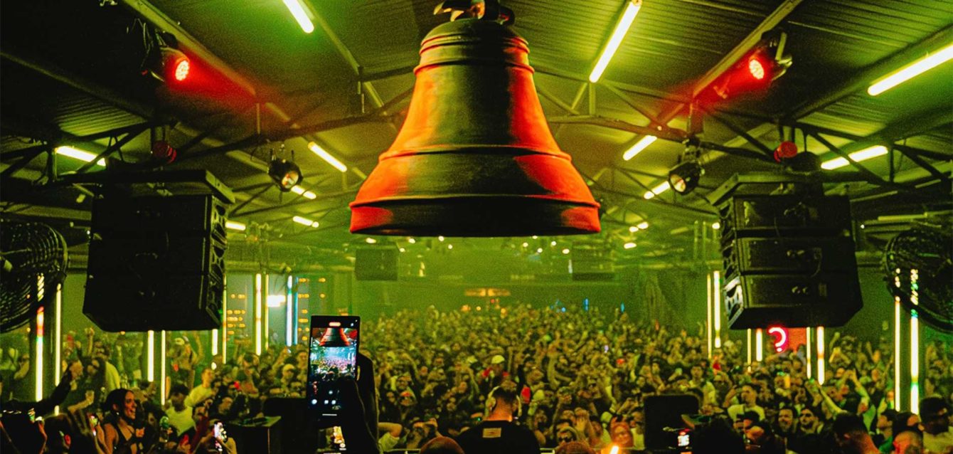 O-que-esperar-do-Réveillon-Surreal-no-Surreal-Park-