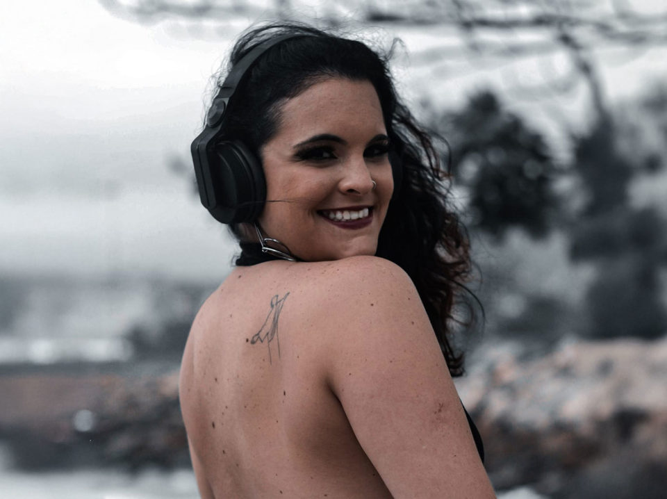 B4RBRA-transforma-silêncio-em-potência-e-marca-retorno-com-seu-novo-EP-'The-Night'-pela-Decreto-Techno