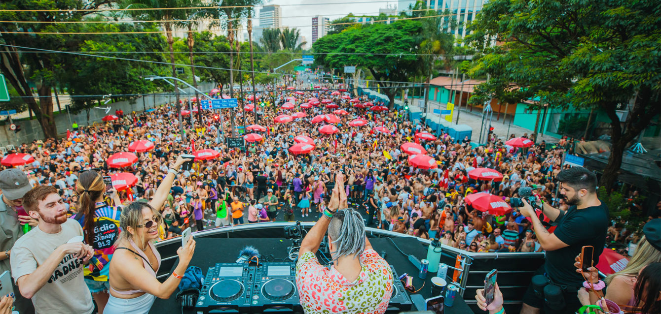 Bloco-Dre-Tarde-chega-à-8ª-edição-e-volta-a-ocupar-a-Avenida-Faria-Lima-no-Carnaval-de-São-Paulo