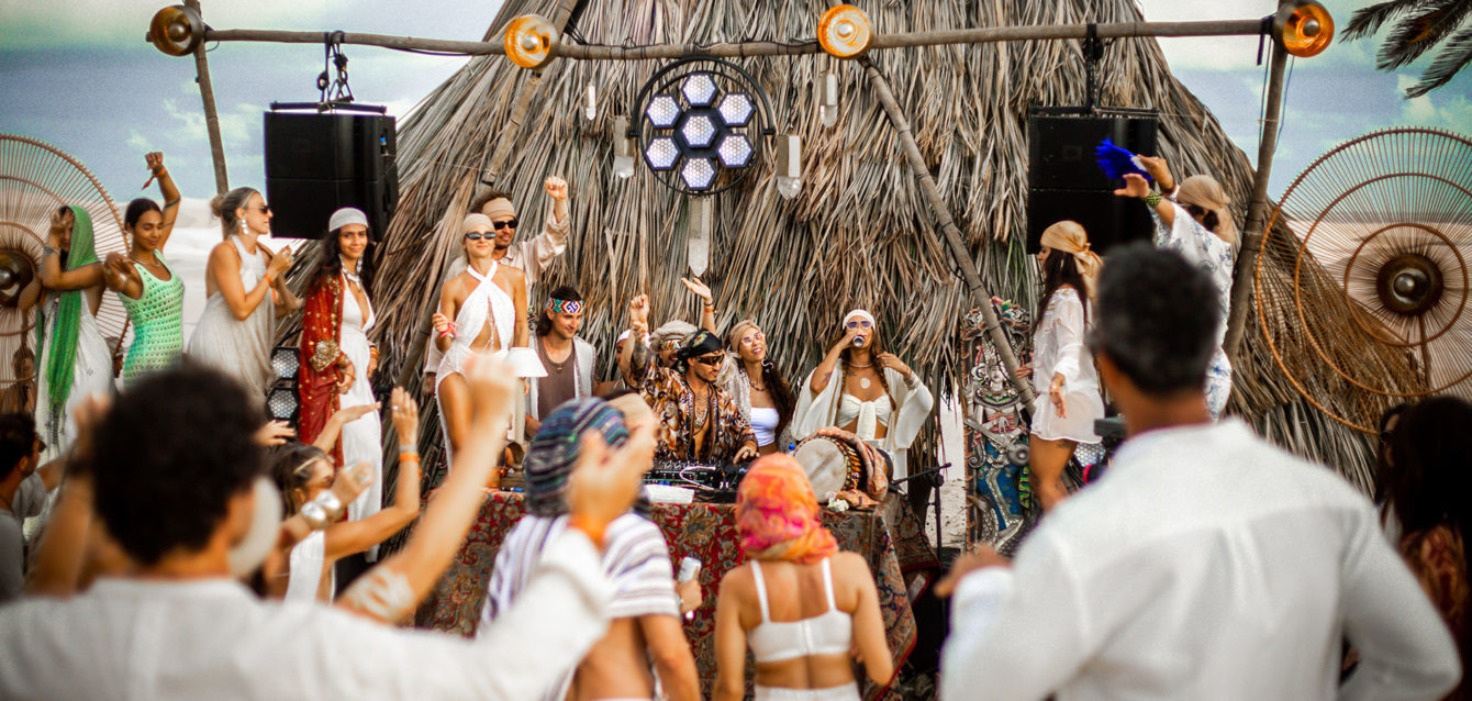 DUNA-transforma-os-Lençóis-Maranhenses-em-palco-de-um-dos-Réveillons-mais-únicos-do-Brasil DUNA-transforma-os-Lençóis-Maranhenses-em-palco-de-um-dos-Réveillons-mais-únicos-do-Brasil