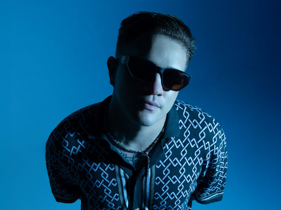 KL-(BR)-comemora-sequência-de-suportes-de-Gordo-em-suas-faixas-durante-a-Taraka,-no-Rio