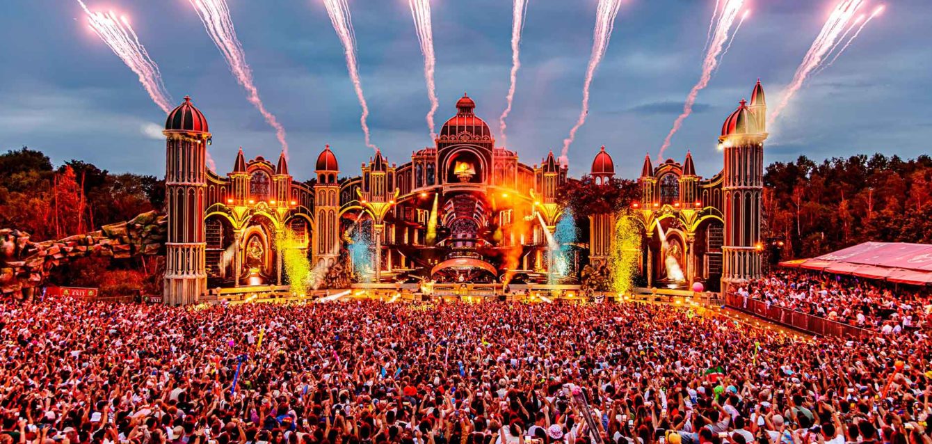 Tomorrowland-Bélgica-2026-revela-line-up-e-confirma-estreia-de-Calvin-Harris-na-segunda-semana-do-festival Tomorrowland-Bélgica-2026-revela-line-up-e-confirma-estreia-de-Calvin-Harris-na-segunda-semana-do-festival