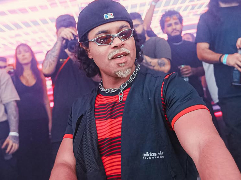 Victor-Lou-comanda-nova-edição--do-Bloco-do-Tubarão-no-Rio-de-Janeiro-durante-o-Carnaval,-em-15-de--fevereiro,-na-D-EDGE-RIO Victor-Lou-comanda-nova-edição--do-Bloco-do-Tubarão-no-Rio-de-Janeiro-durante-o-Carnaval,-em-15-de--fevereiro,-na-D-EDGE-RIO