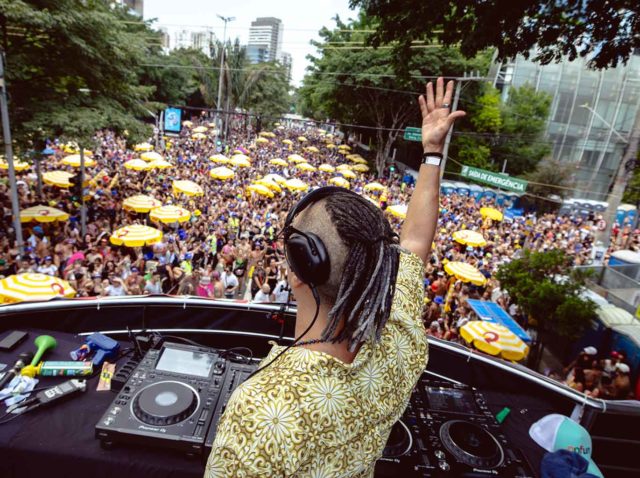 Bloco-Dre-Tarde-reúne-aproximadamente-40-mil-pessoas-na-Faria-Lima-e-se-reafirma-como-o-maior-bloco-eletrônico-de-São-Paulo