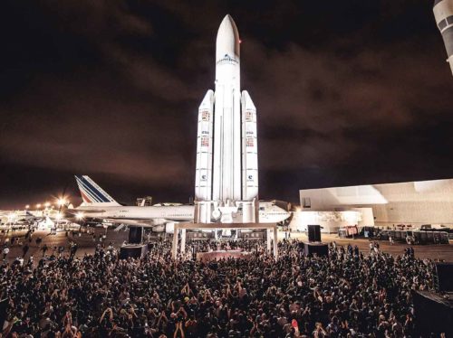 Cercle-Festival-2026-transforma-o-Museu-da-Aviação-de-Paris-em-um-dos-cenários-mais-emblemáticos-da-música-eletrônica
