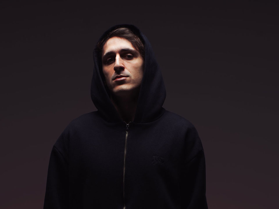 HNGT-lança-sua-primeira-collab-com-Victor-Ruiz-e-projeta-um-ano-muito-promissor--