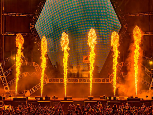 Com-Martin-Garrix-B2B-Alesso-e-participacao-de-Eric-Prydz-com-o-trio-Swedish-House-Mafia-confira-os-sets-do-Ultra-Miami-