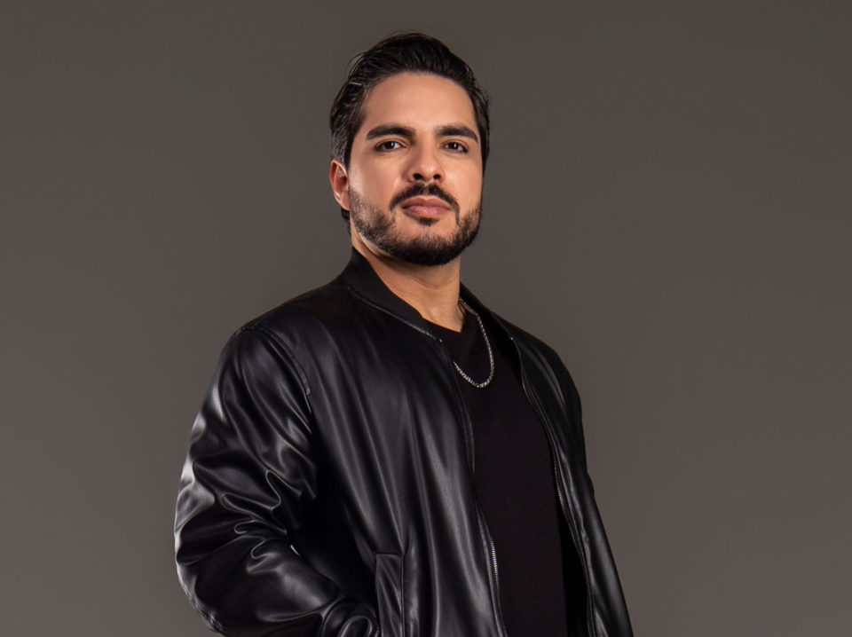 DJ Ikaro se prepara para a maior apresentação da carreira