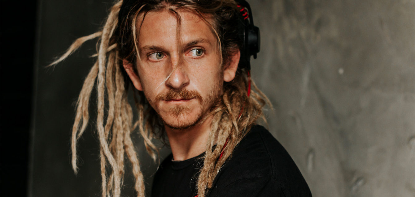 Pela Areiia Records, Afterclapp entrega tech:funky house com influências afro em “Funky Pills”