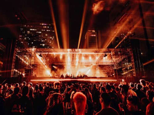 Time Warp Brasil estreia na Neo Química Arena nos dias 1 e 2 de maio; confira o guia completo para o festival