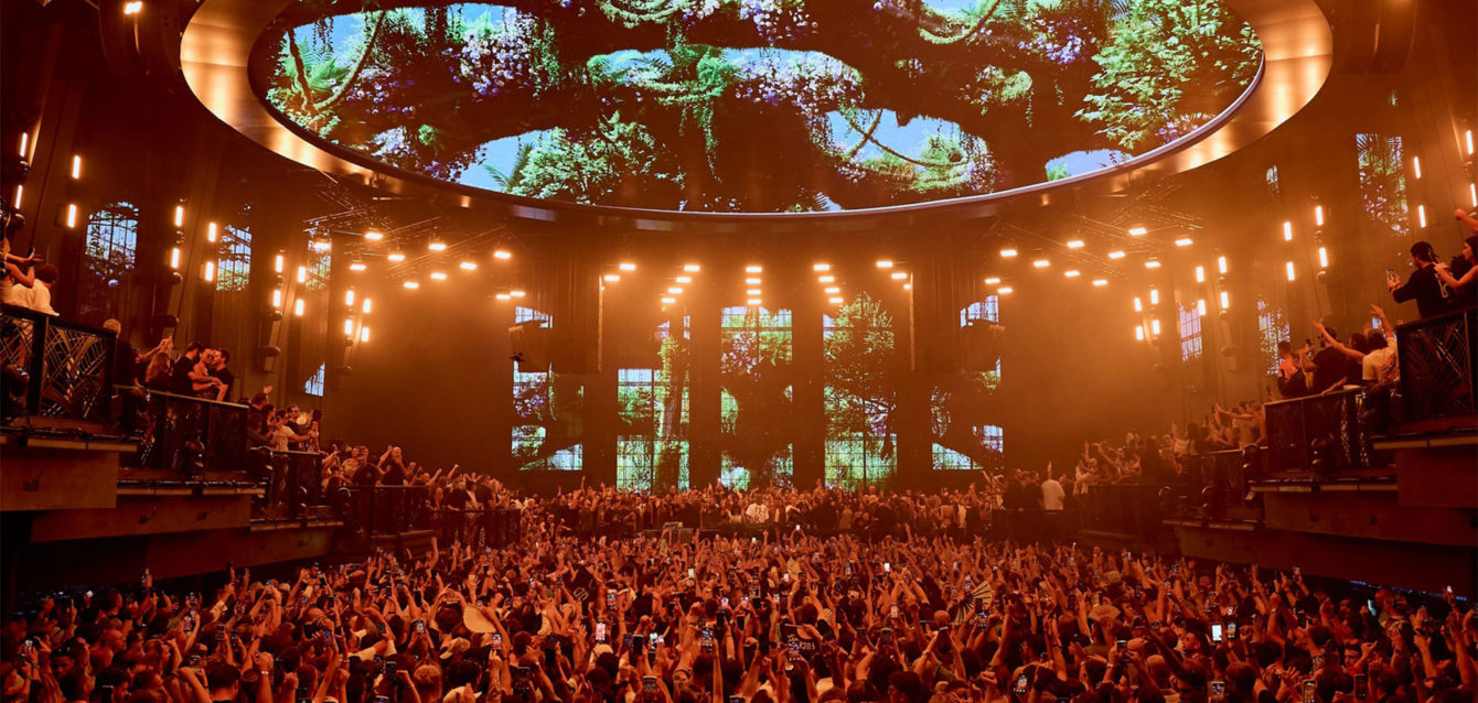 [UNVRS] Ibiza abre temporada 2026 com line-up global e reposiciona o início do verão eletrônico