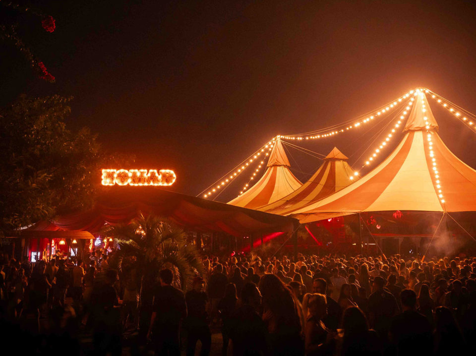 Estreia internacional, b2bs inéditos e início no pôr do sol por quê você não pode perder o próximo Surreal Park vibez Estreia internacional, b2bs inéditos e início no pôr do sol por quê você não pode perder o próximo Surreal Park vibez