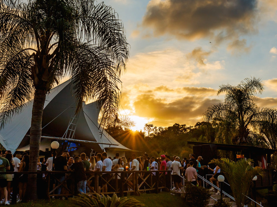 No dia 29 de agosto, Matahari Music Stage celebra 16 anos com edição especial reunindo grandes nomes da música eletrônica