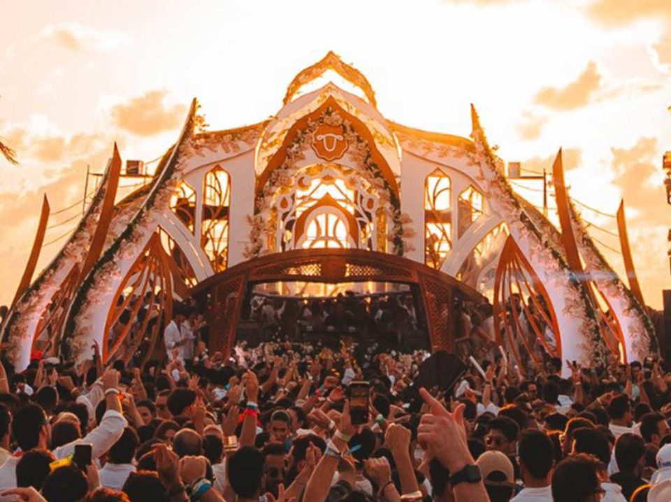 Réveillon Carneiros 2027 celebra 10 anos com Mochakk, ANOTR, Michael Bibi, Black Coffee, Vintage Culture e Jamie Jones